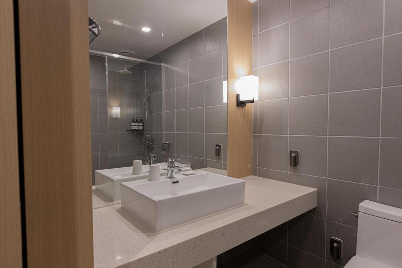 Hotel Zinc Seogwipo Ngoại thất bức ảnh