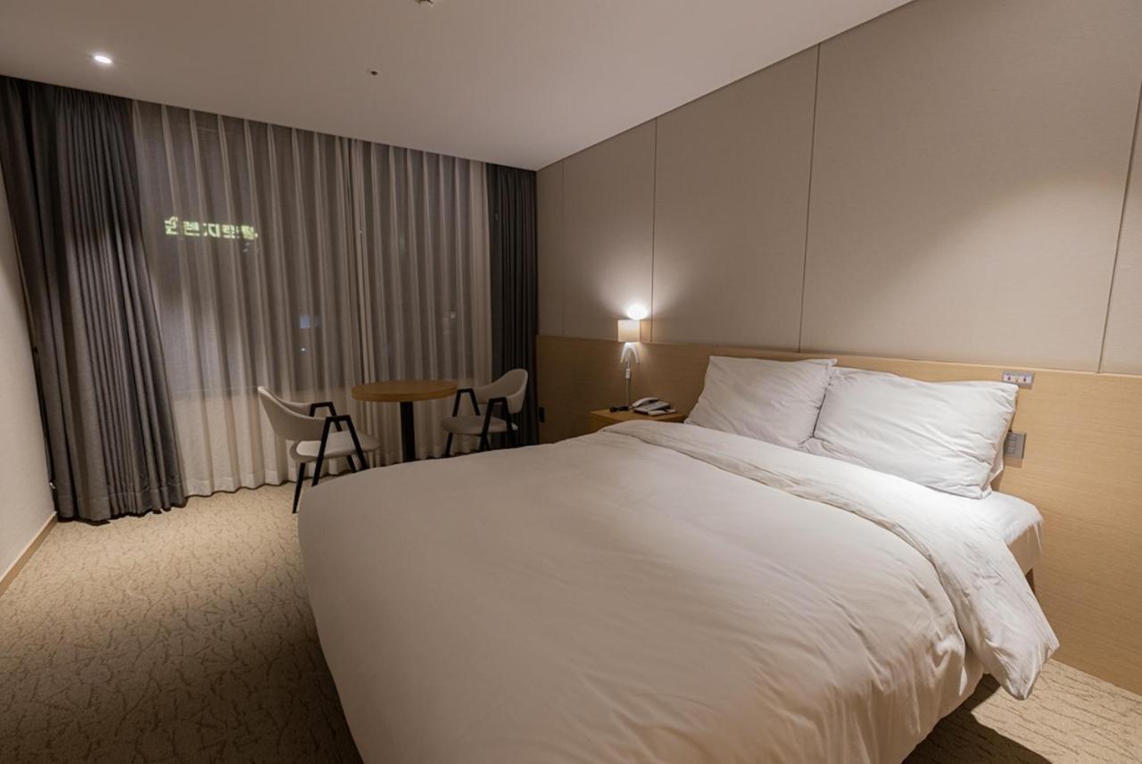 Hotel Zinc Seogwipo Ngoại thất bức ảnh