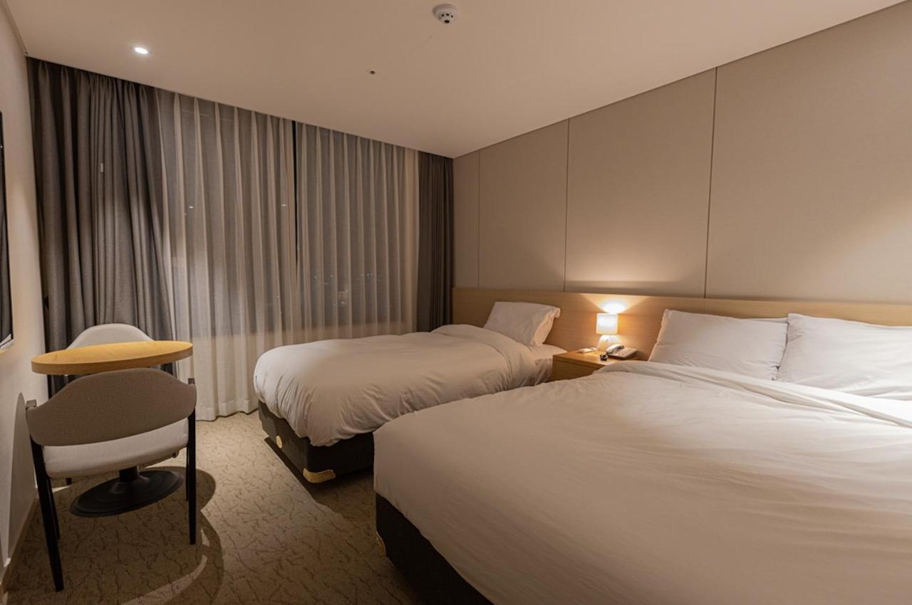 Hotel Zinc Seogwipo Ngoại thất bức ảnh