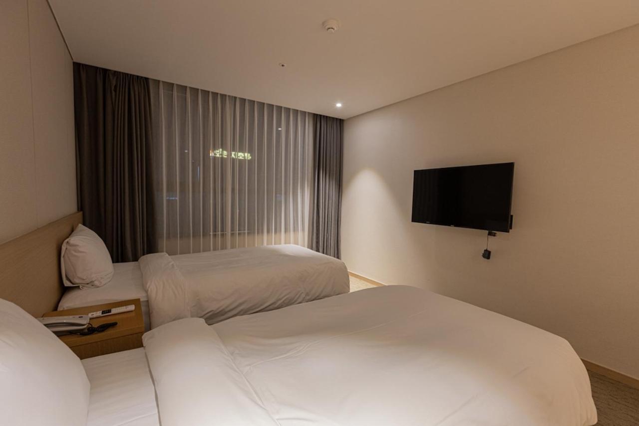 Hotel Zinc Seogwipo Ngoại thất bức ảnh