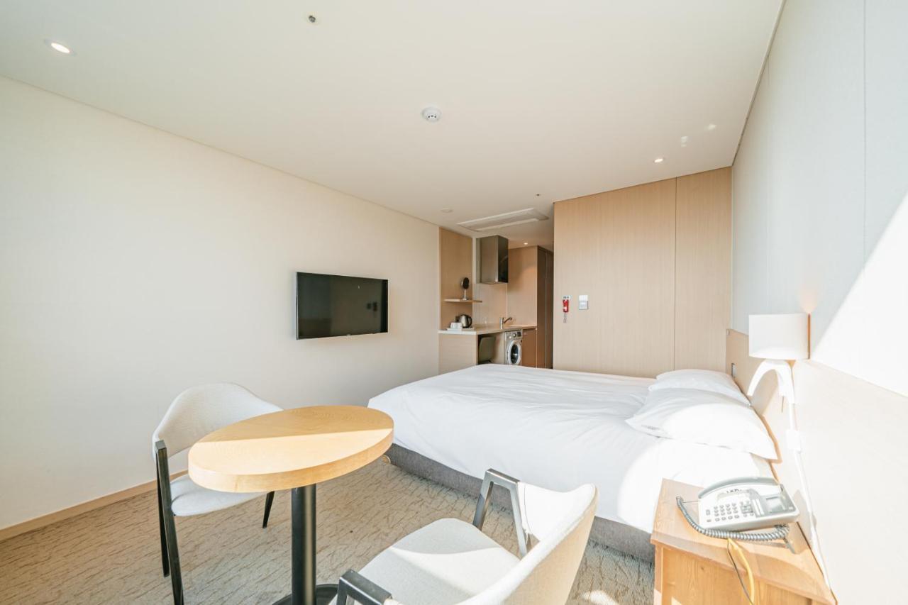 Hotel Zinc Seogwipo Ngoại thất bức ảnh