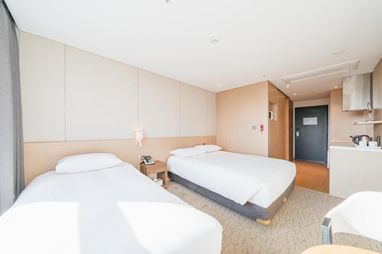 Hotel Zinc Seogwipo Ngoại thất bức ảnh