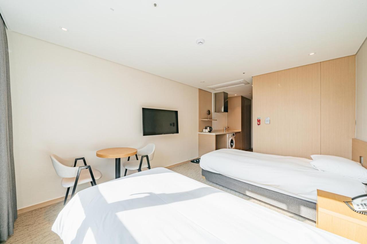 Hotel Zinc Seogwipo Ngoại thất bức ảnh