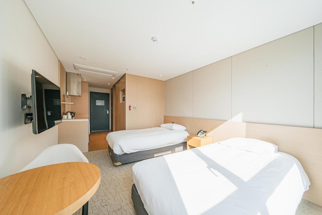 Hotel Zinc Seogwipo Ngoại thất bức ảnh